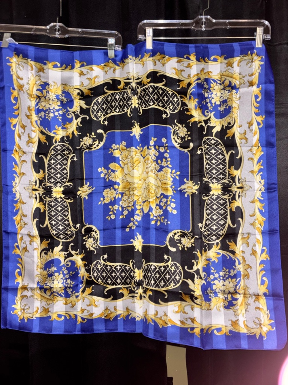 Vintage MISILK Scarf-made in Italy  🇮🇹